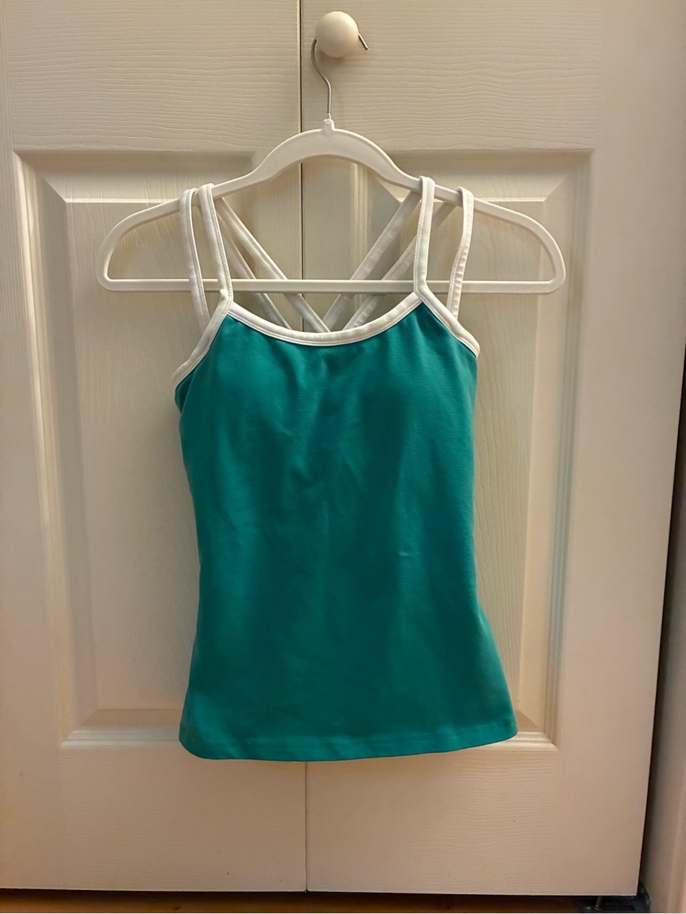 Women’s Zobha Green and White Double-Strap Workout/Running Top